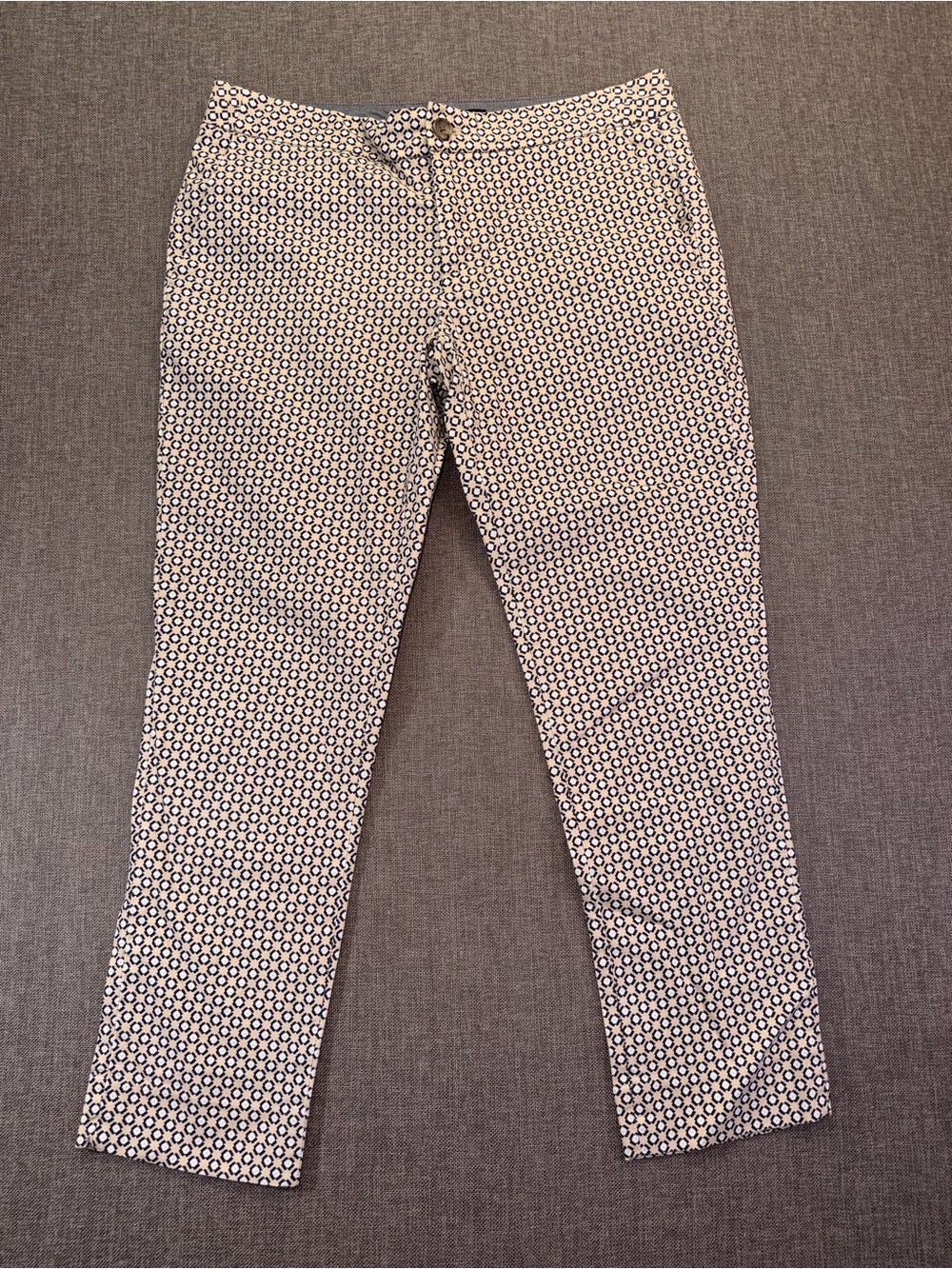 Banana Republic Women’s Brown Geometric Slim Chinos Size 6 Flat Front